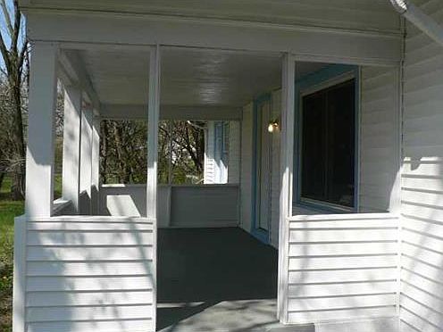1st image of 8646 E 42nd St