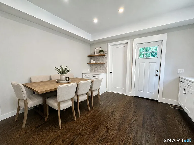 25 Quintard Ave — Photo 10