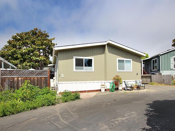 3rd image of 220 Mar Vista Dr Space 23