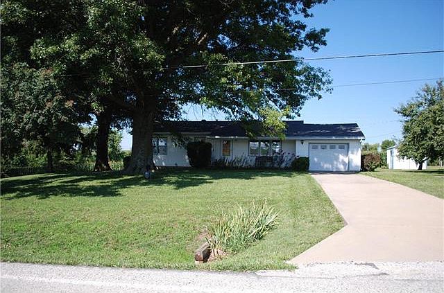 1st image of 32739 167th St