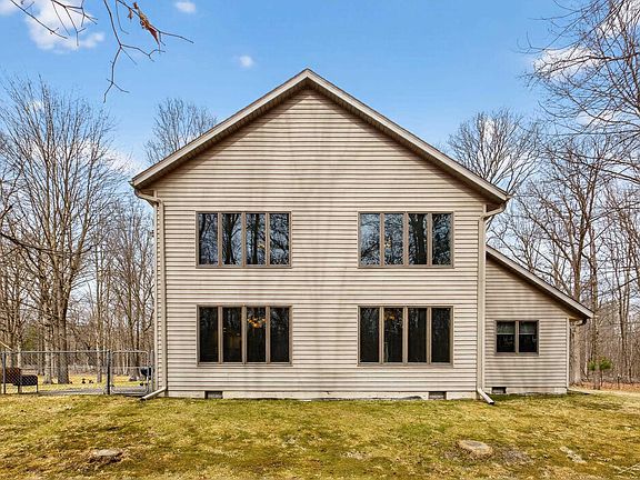 5th image of 1636 E Siebert Rd