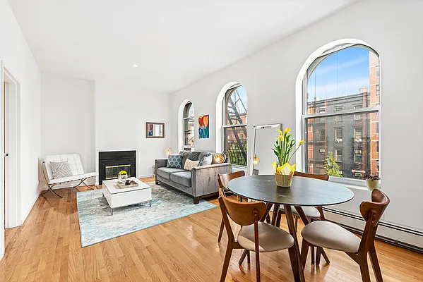 Sold by R New York | media 8