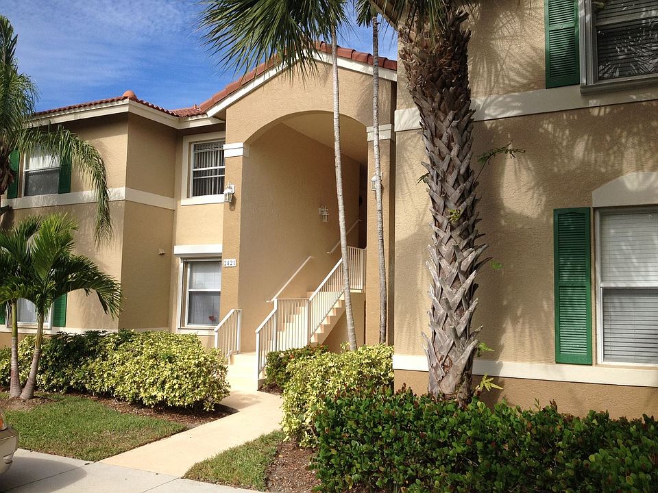 1st image of 2421 Millcreek Ln APT 103