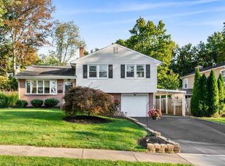 106 E Valley Creek Rd, Plymouth Meeting, PA 19462