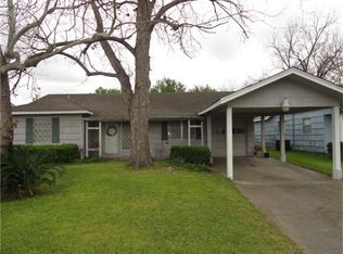 6531 Feldspar St, Houston, TX 77092