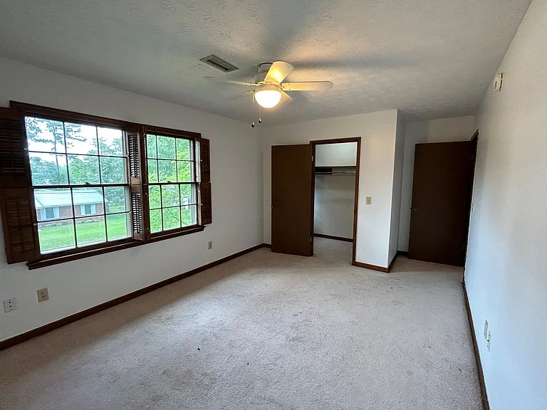 504 Stoney Brook Dr SW — Photo 24