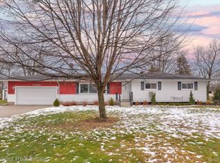 11086 N Evergreen Dr, Birch Run, MI 48415