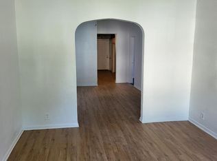 8752 S Saginaw Ave #1, Chicago, IL 60617