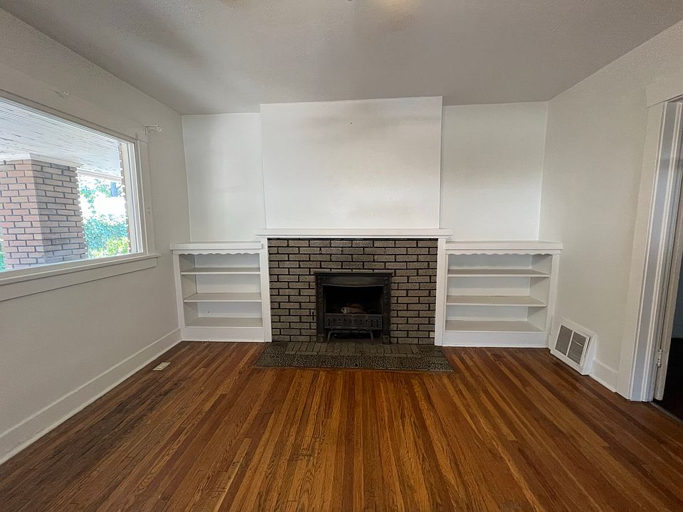1st image of 1062 E Princeton Ave #1