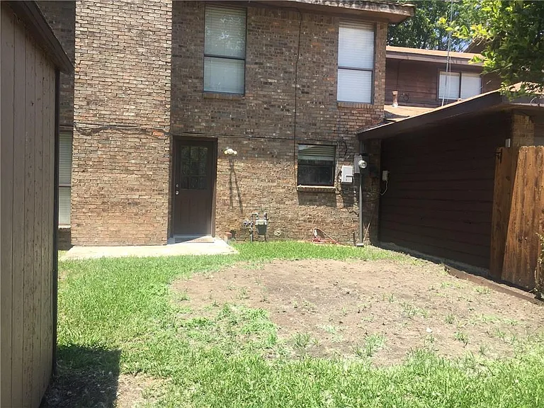 230 McCarley Pl — Photo 26