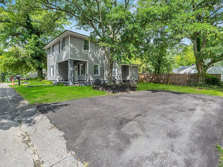 4715 Luvalie St — Photo 33