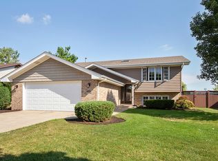 13330 Farm View St, Homer Glen, IL 60491