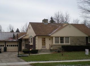 109 W Chestnut St, Chilton, WI 53014