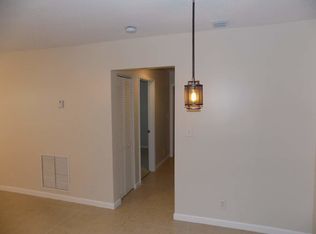 120 N Lakeside Dr, Lake Worth, FL 33460