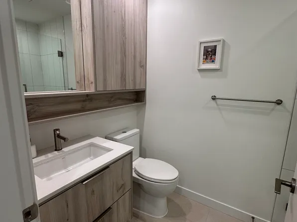 3594 Malsum Dr #410, Burrard Inlet 3, BC V7G 0B4