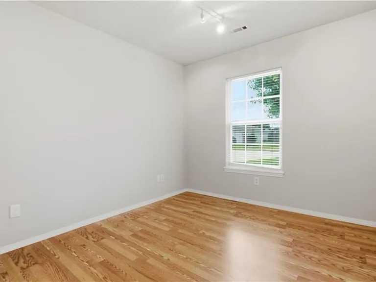 6402 High Meadow Blvd — Photo 11