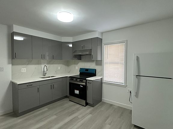 2nd image of 16511 Jewel Ave #2