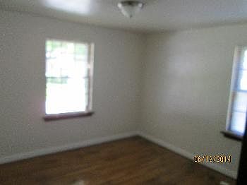 5th image of 4705 Upshaw St