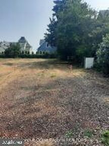256 Summit Ave, Island Heights, NJ, 08732