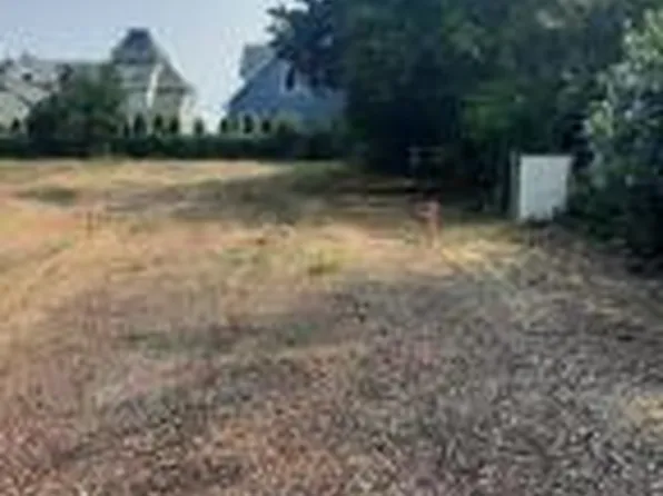 256 Summit Ave, Island Heights, NJ 08732