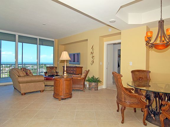 2nd image of 4192 Bay Beach Ln Unit 884