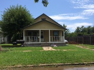 215 W 3rd St, Skiatook, OK 74070