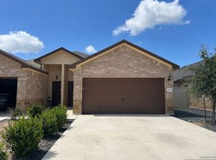 1121-1123 Stanley Way, Seguin, TX 78155