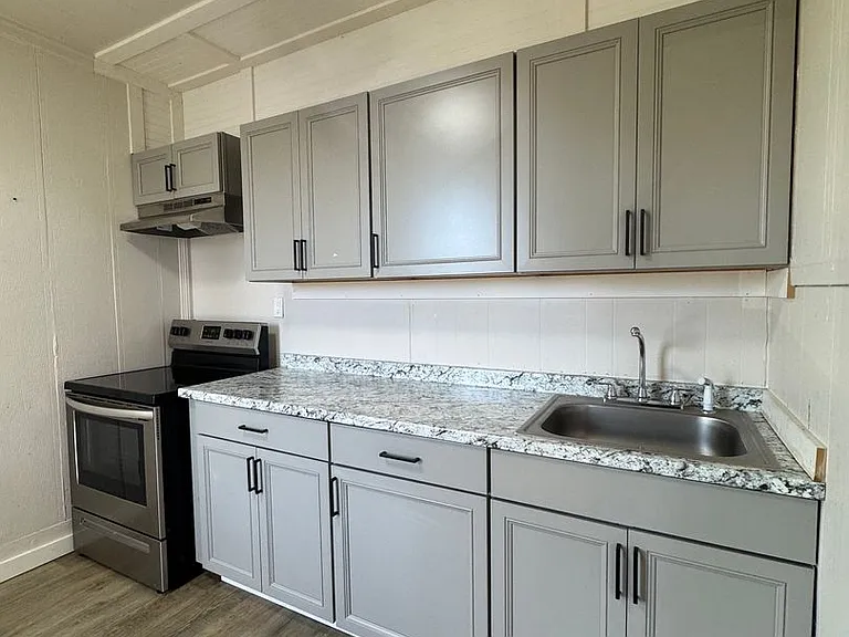 704 N Kittitas St — Photo 10
