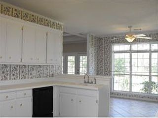 5th image of 2939 Arrowwood Cir
