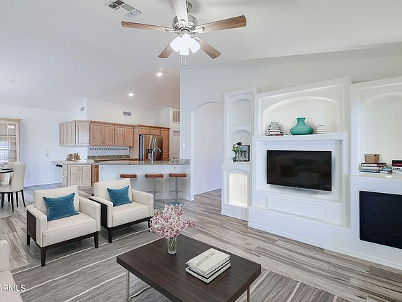 5th image of 15387 W PINCHOT Court