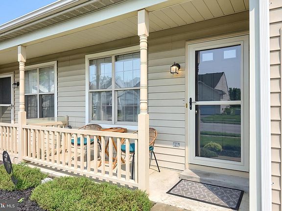 3rd image of 657 Kyle Rd