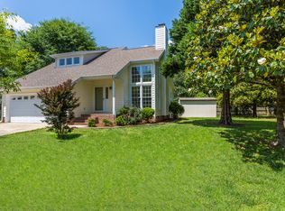 2804 Kempsford Pl, Raleigh, NC 27604