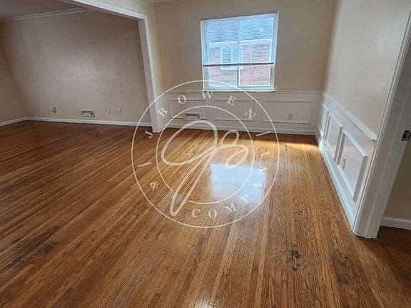 3rd image of 2149 Evergreen Rd APT 3