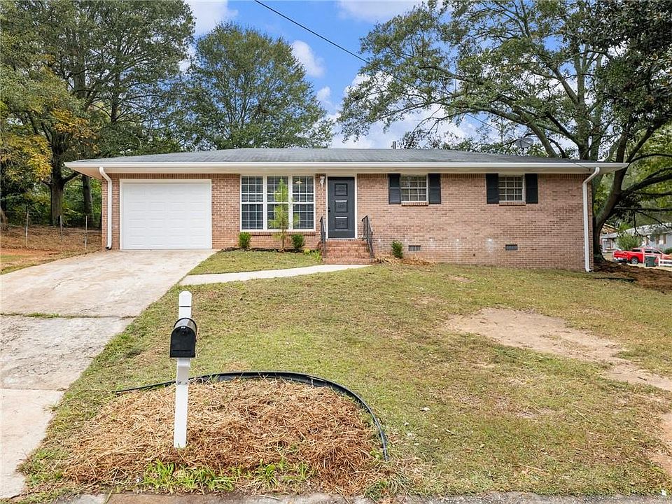 1st image of 1067 Laurel Ln NW