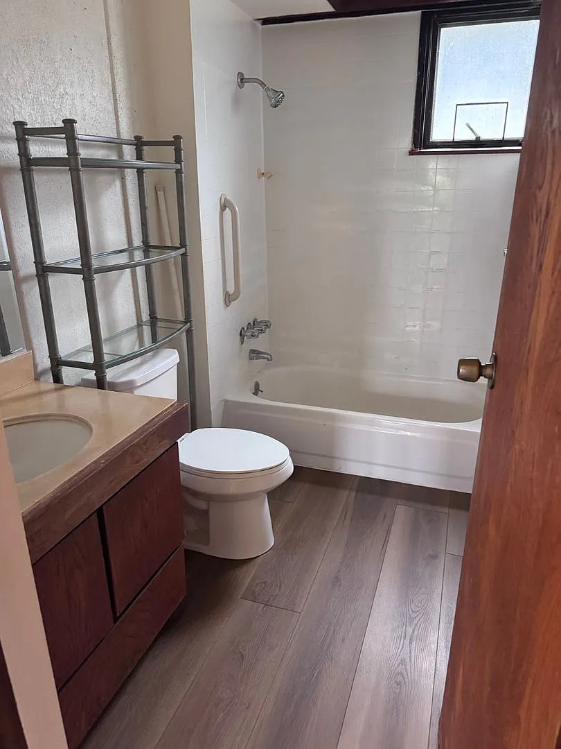 Waimalu Park 2 Bedroom Townhouse — Photo 2