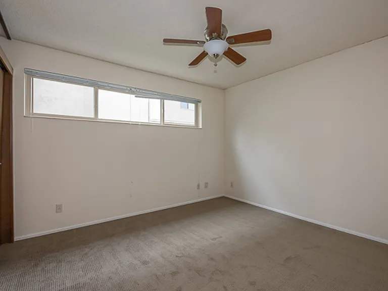 2034 Minor Apartments — Photo 14