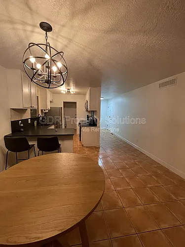 520 Ortiz Dr NE Photo 1