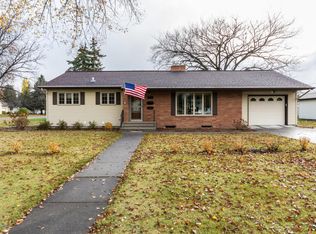 1224 Pine St, Crookston, MN 56716