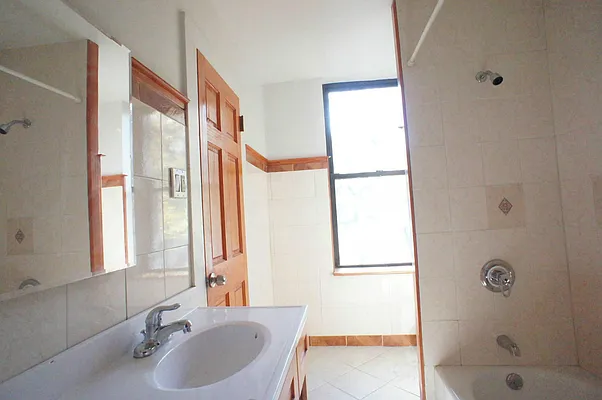 Rented by Keller Williams NYC | media 9