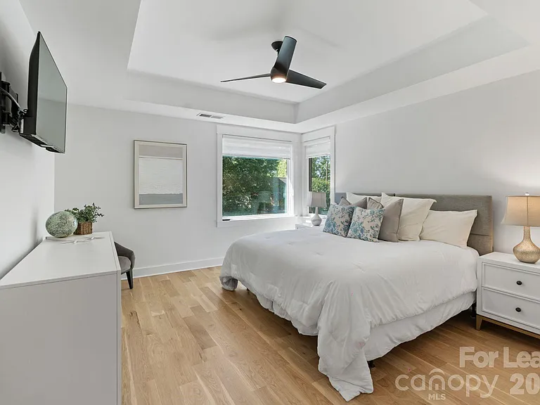 3008 Holt St — Photo 36