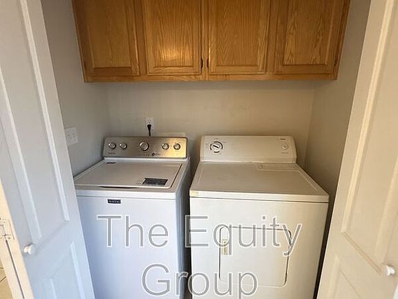 4th image of 2544 W Lark Ave