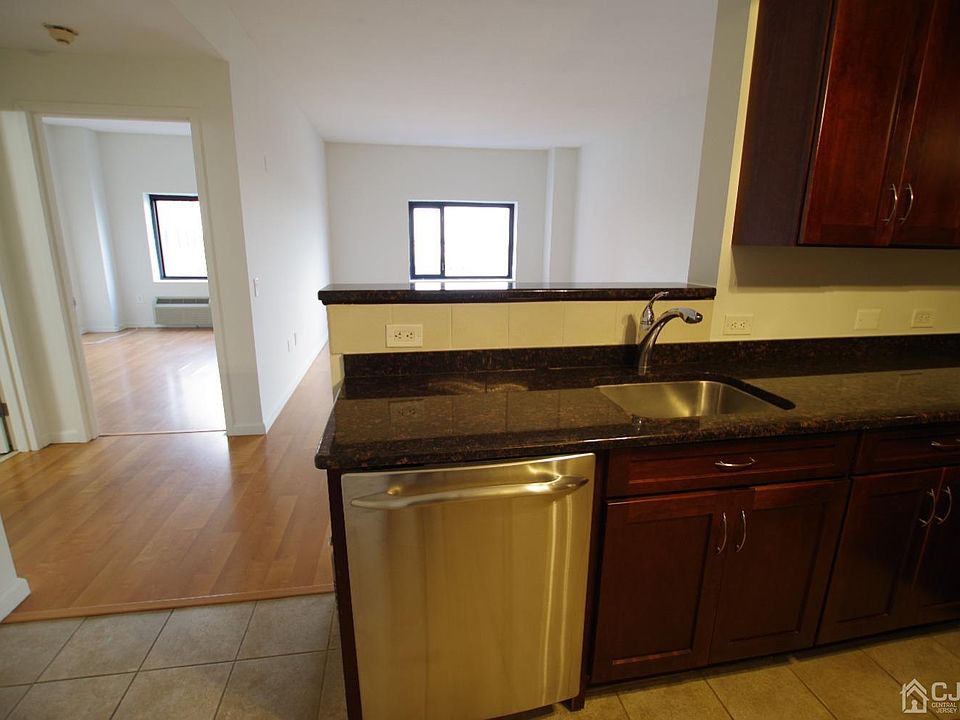 1 Carriage City Plz Rahway, NJ, 07065 - Apartments for Rent | Zillow