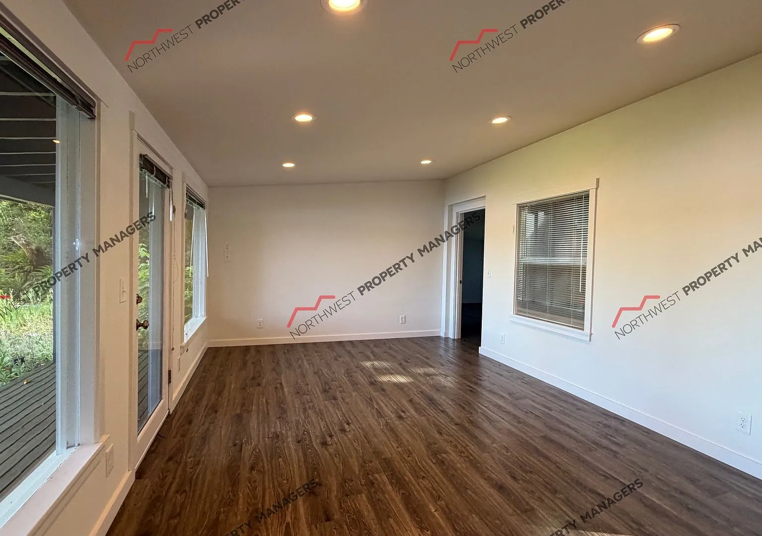 R89 | $2400/month -- Water/Sewer/Internet included! — Photo 3