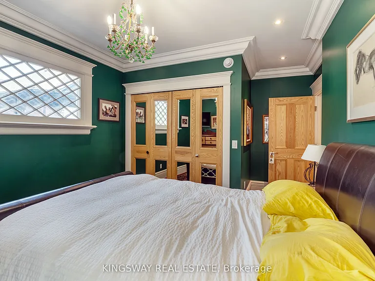 166 High Park Ave — Photo 15