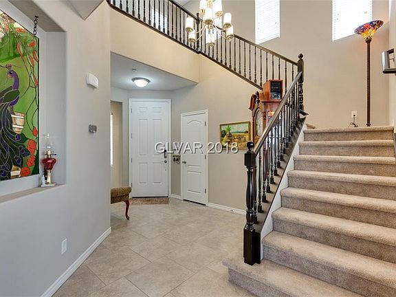 5th image of 244 Punto Di Vista Dr