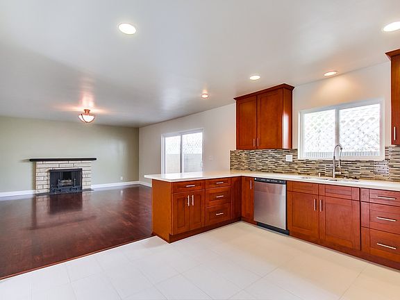 Kitchen & Family room