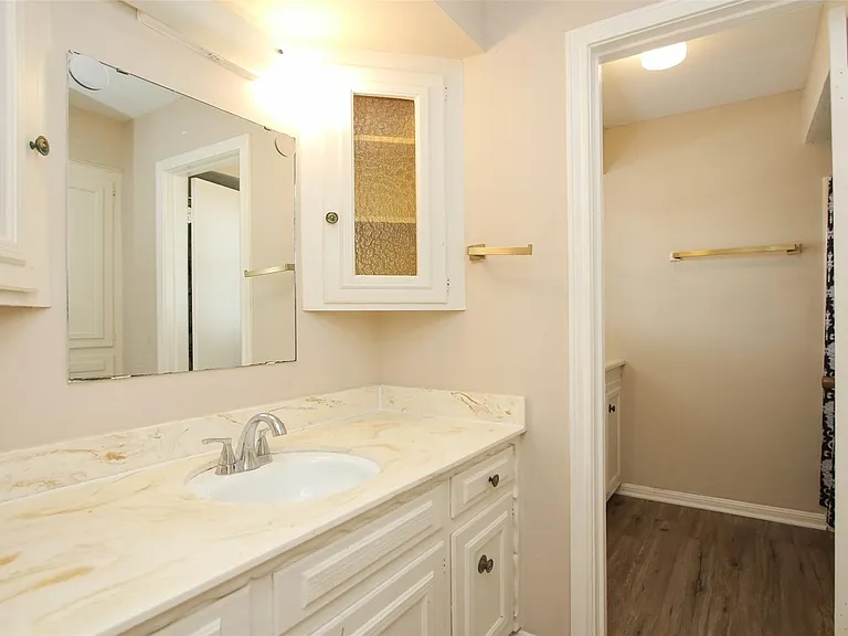 6406 Ashton St — Photo 29