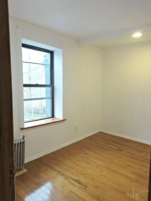 Rented by Hecht Group | media 22