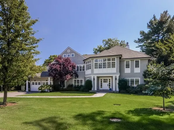 22 Meadow Road, Scarsdale, NY 10583