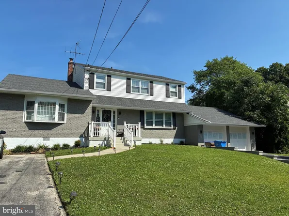 20 Walnut St, Newtown Square, PA 19073